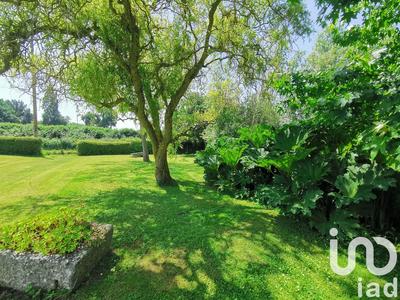 Maison - 236 m² - 8 pièces