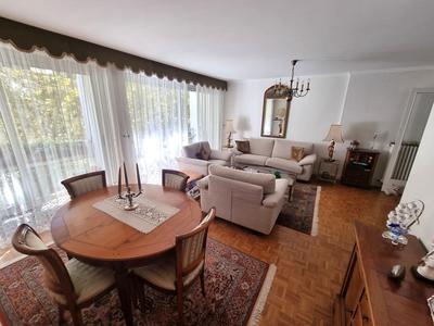 Appartement - 96 m² - 4 pièces