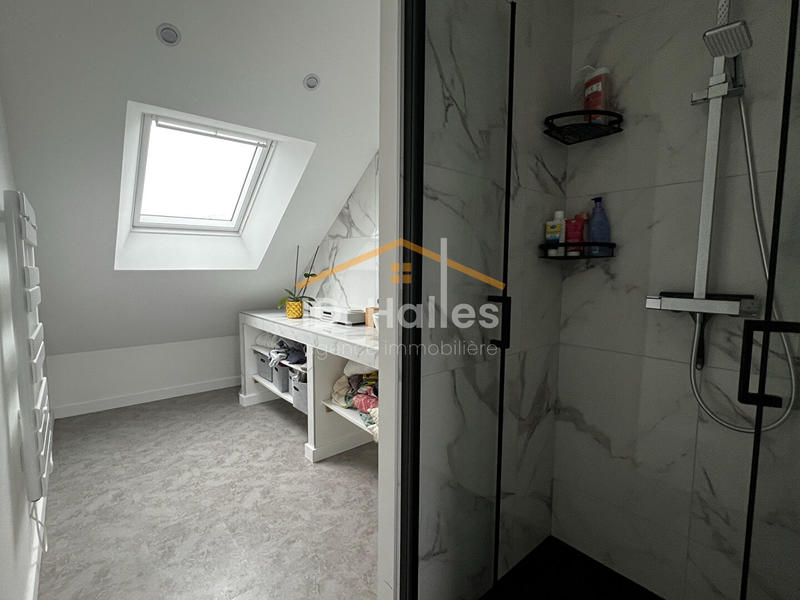 Maison - 168 m² - 6 pièces