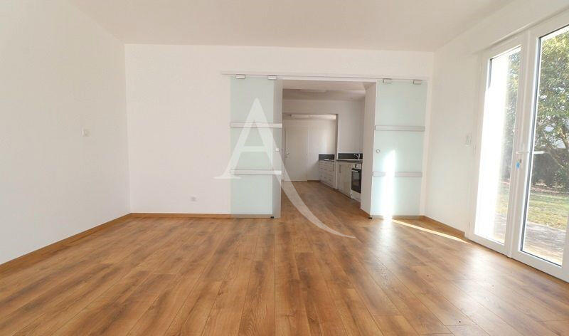 Maison - 240 m² - 7 pièces