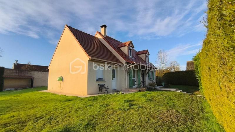 Maison - 91 m² - 6 pièces