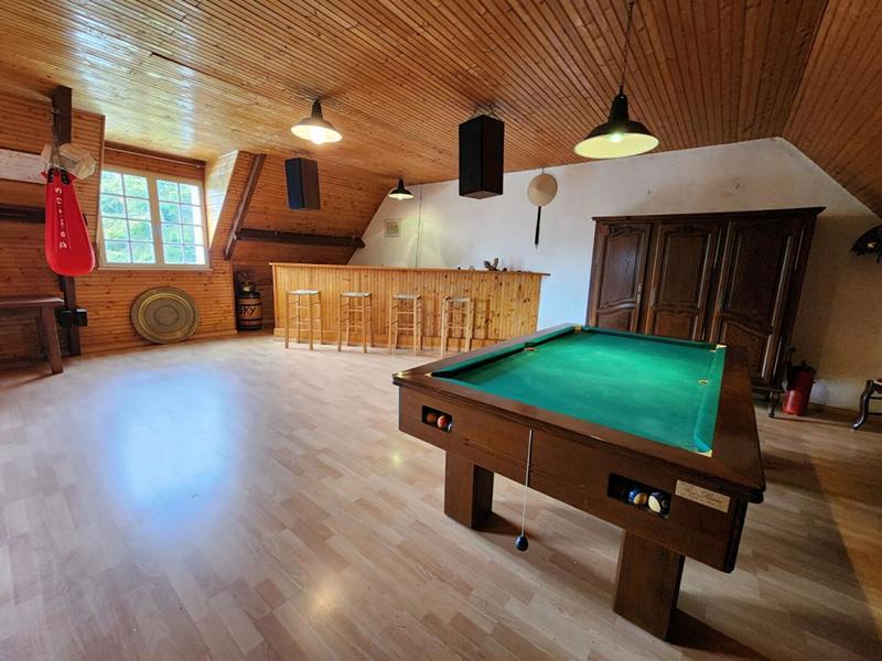 Maison - 216 m² - 7 pièces