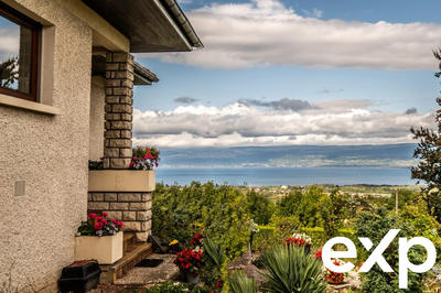 Maison - 216 m² - 9 pièces