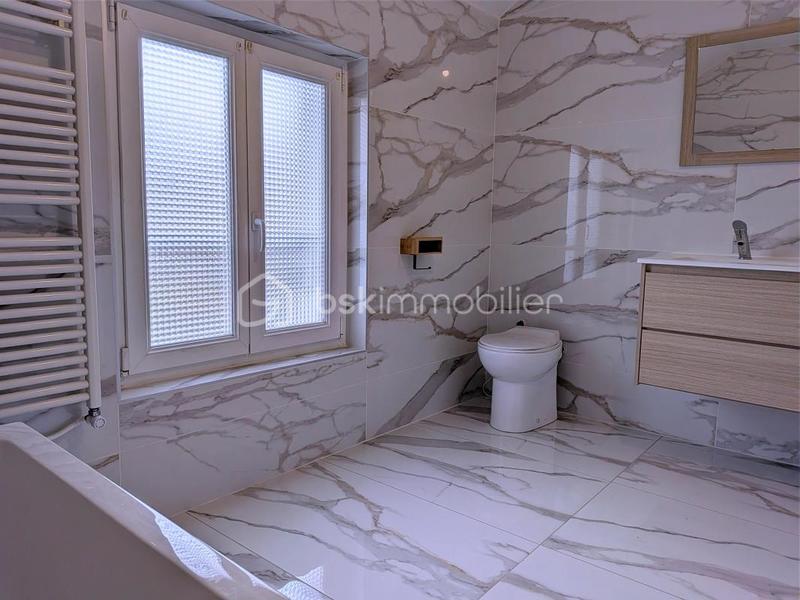 Maison de ville - 90 m² - 5 pièces