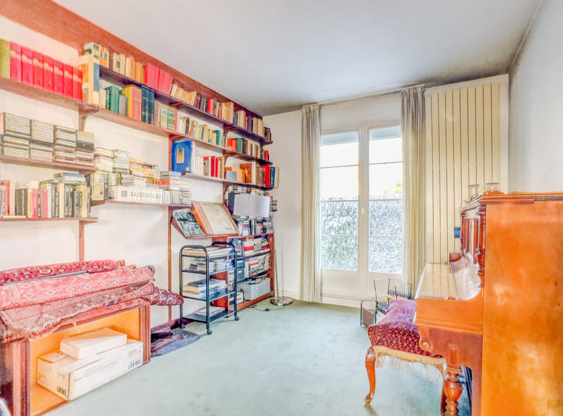 Maison - 230 m² - 9 pièces