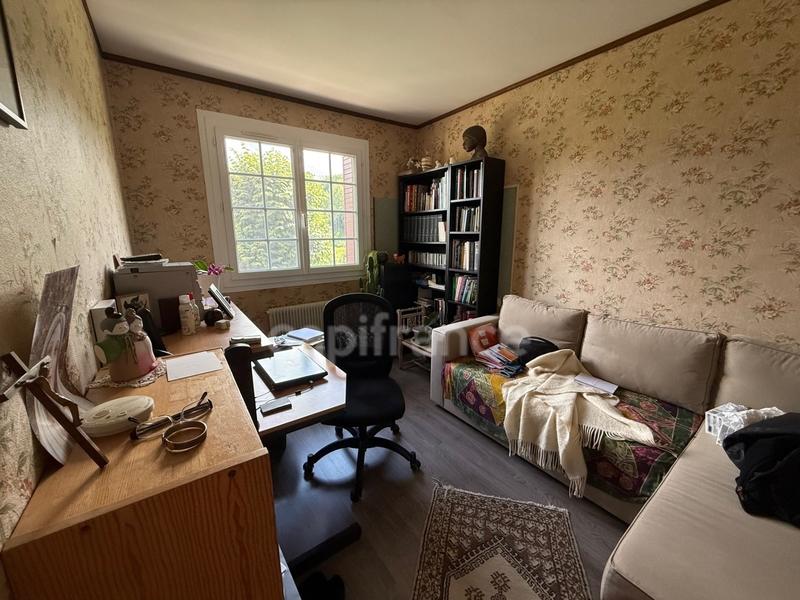 Maison - 145 m² - 8 pièces