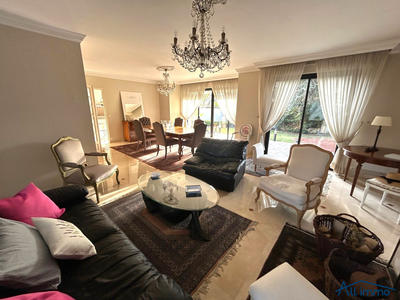 Maison - 155 m² - 7 pièces