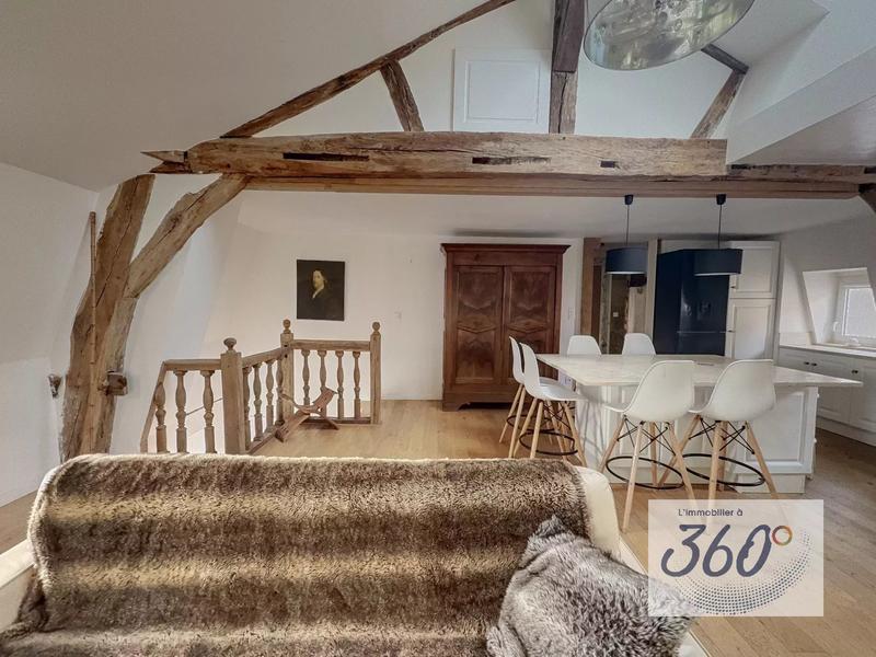 Appartement - 118 m² - 2 pièces