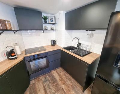 Immeuble - 85 m² - 2 pièces