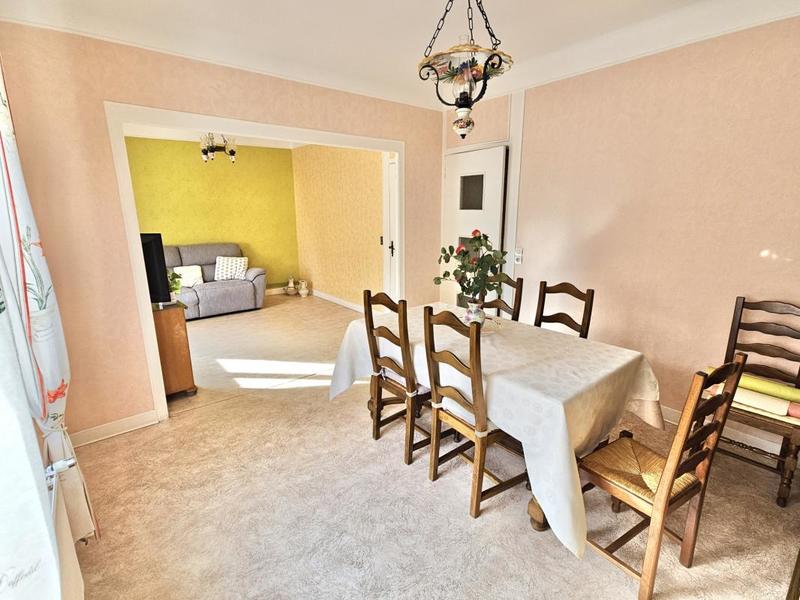 Maison - 115 m² - 7 pièces