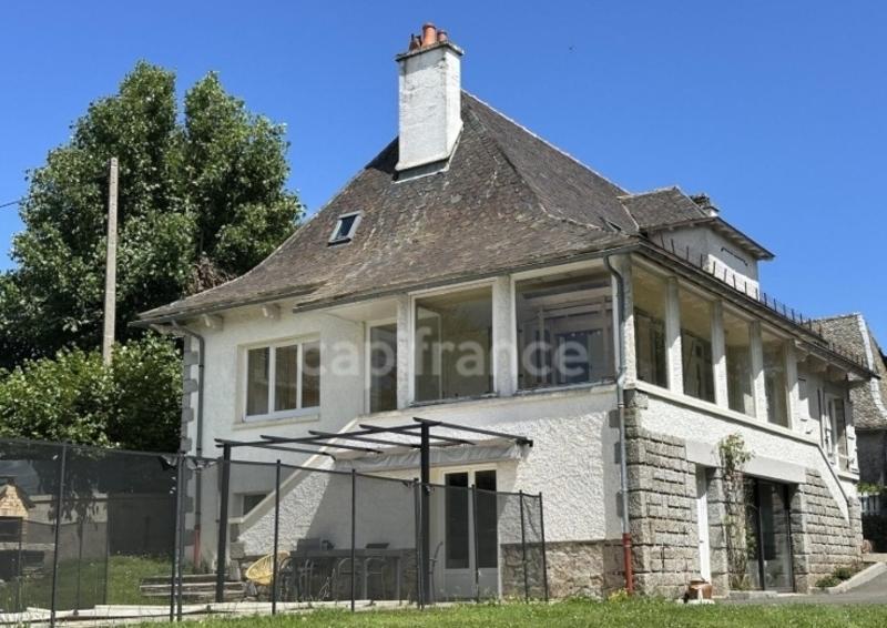 Maison - 158 m² - 7 pièces