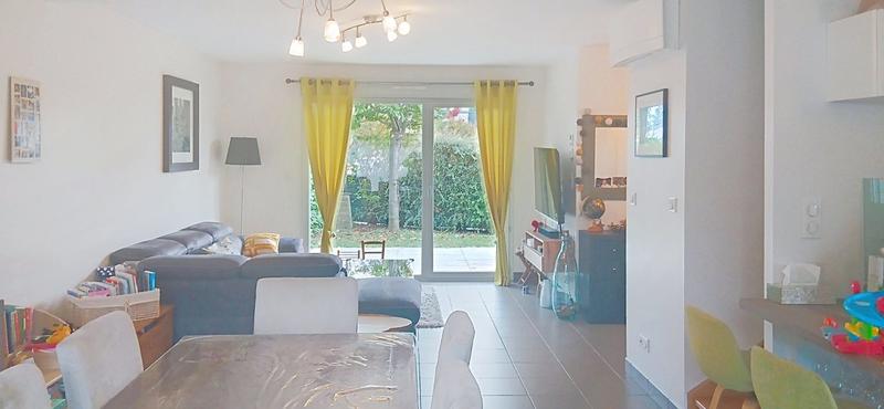 Maison - 91 m² - 5 pièces