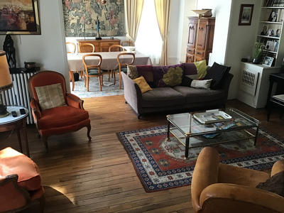 Maison - 222 m² - 8 pièces