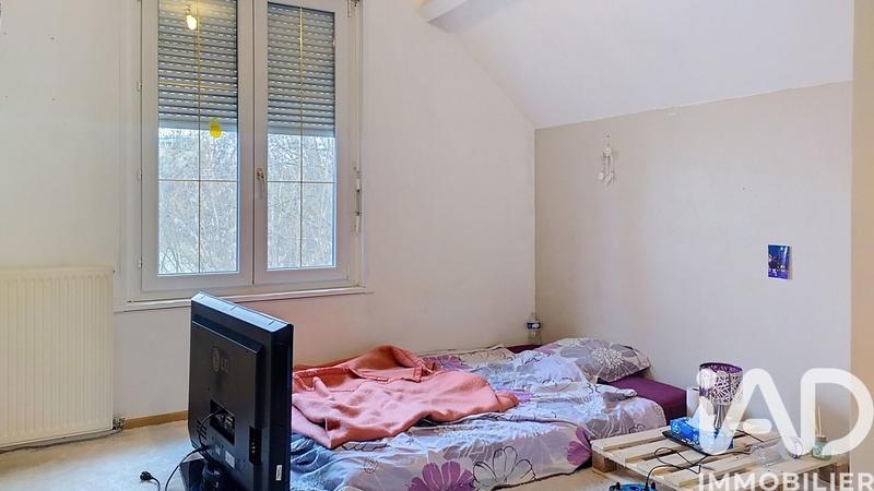 Maison - 99 m² - 6 pièces