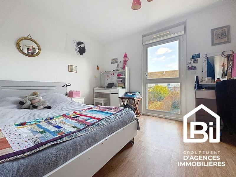 Maison - 92 m² - 5 pièces