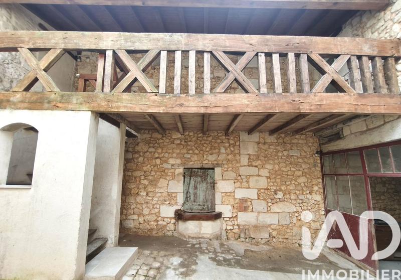 Immeuble - 96 m² - 4 pièces