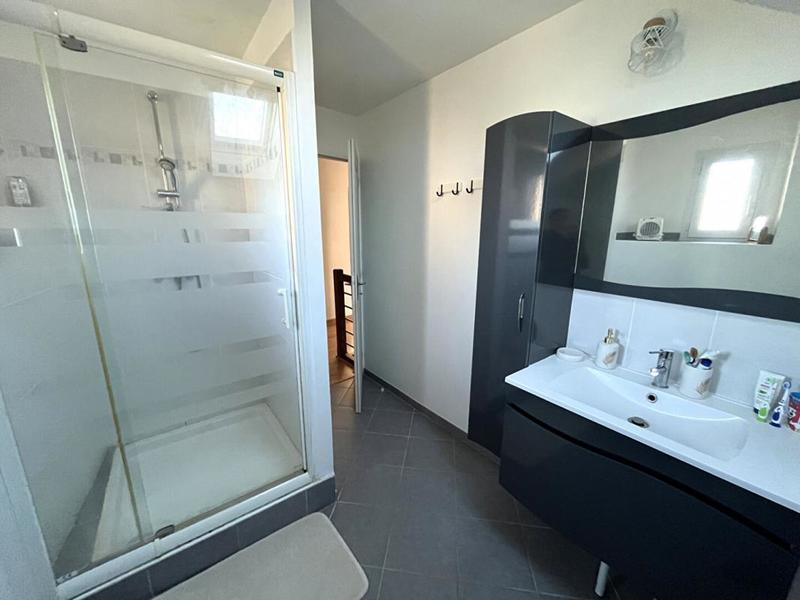 Maison - 92 m² - 3 pièces