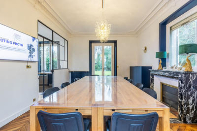 Maison - 267 m² - 8 pièces