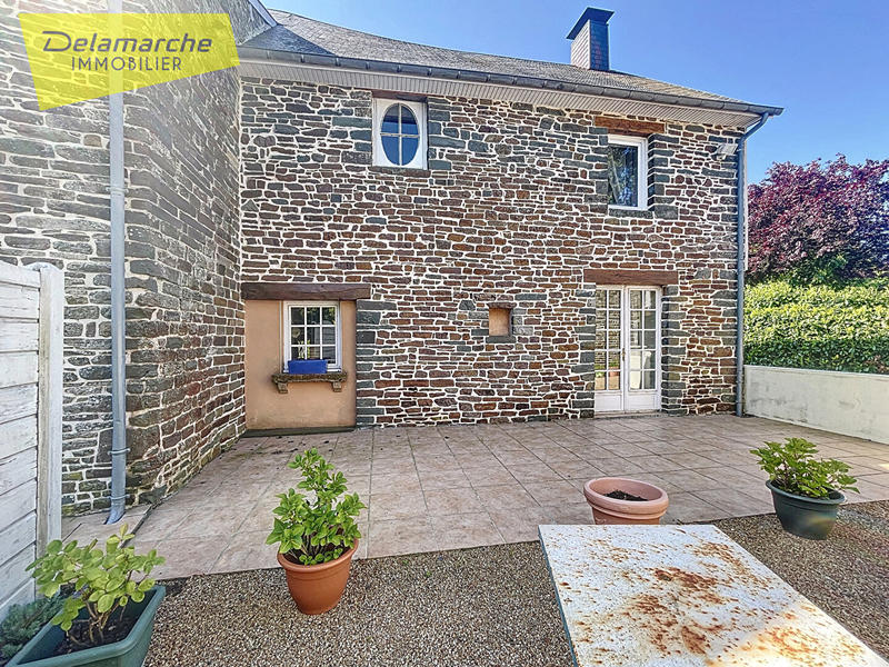 Maison - 204 m² - 9 pièces