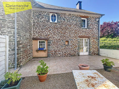 Maison - 204 m² - 9 pièces