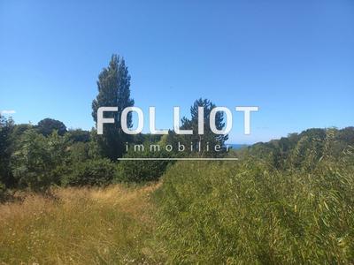 Terrain constructible - 2 340 m²