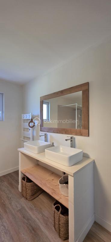 Maison traditionnelle - 164 m² - 6 pièces