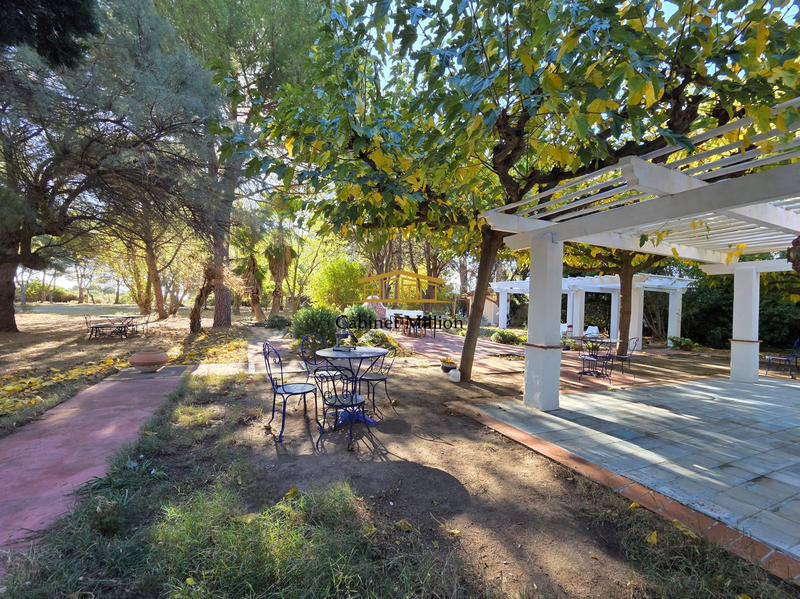 Maison - 200 m² - 6 pièces