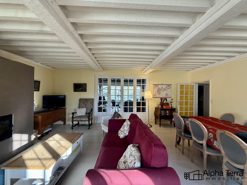 Maison ancienne - 258 m² - 9 pièces