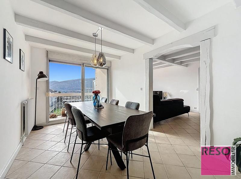 Appartement - 111 m² - 5 pièces