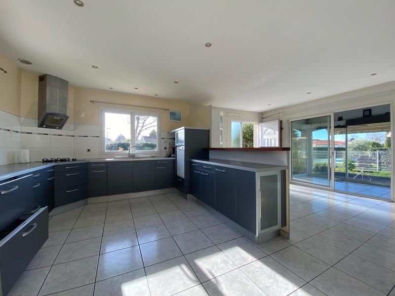 Villa - 160 m² - 5 pièces