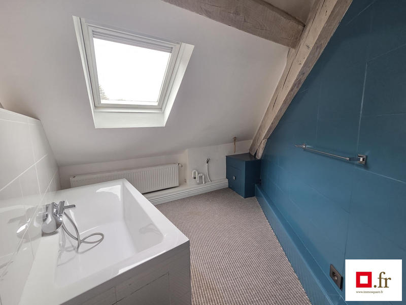 Appartement - 98 m² - 5 pièces