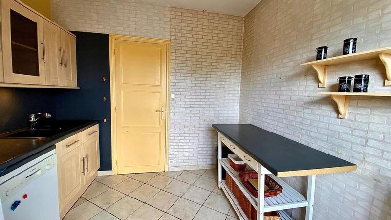 Appartement - 82 m² - 3 pièces