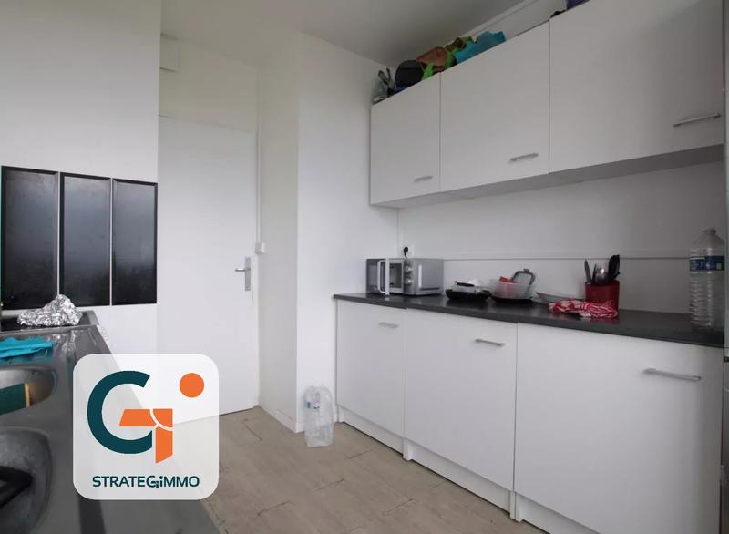 Chambre - 9 m² - 1 pièce