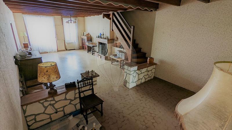 Maison - 280 m² - 8 pièces