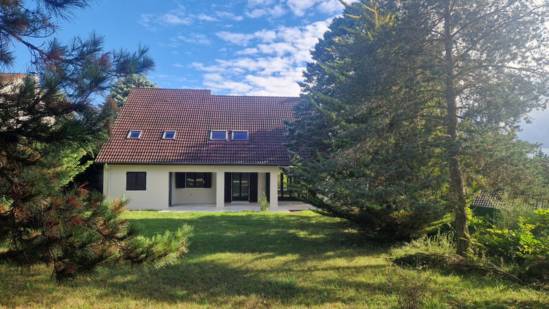 Maison - 178 m² - 8 pièces