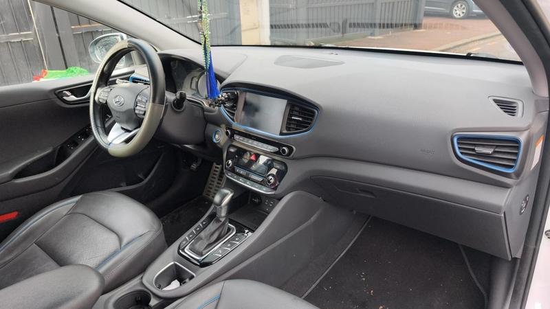 Hyundai Ioniq 1.6 GDi 141 Plug-In hybrid Dct6 Executive