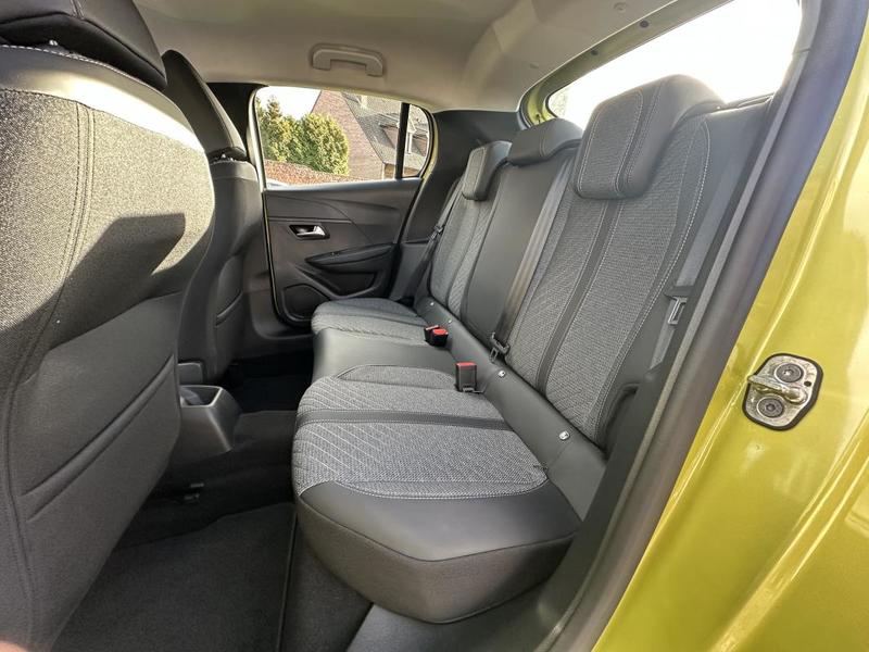 Peugeot 208 1.2 Turbo 100 Cv s&amp;S Style Bvm6 430 Kms !