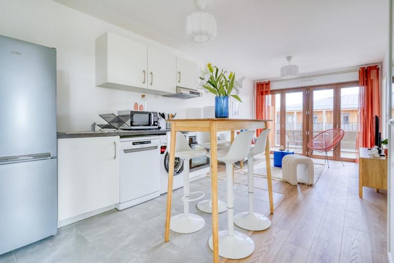 Chambre - 10 m² - 1 pièce