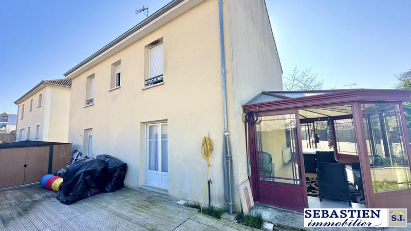 Maison - 116 m² - 6 pièces