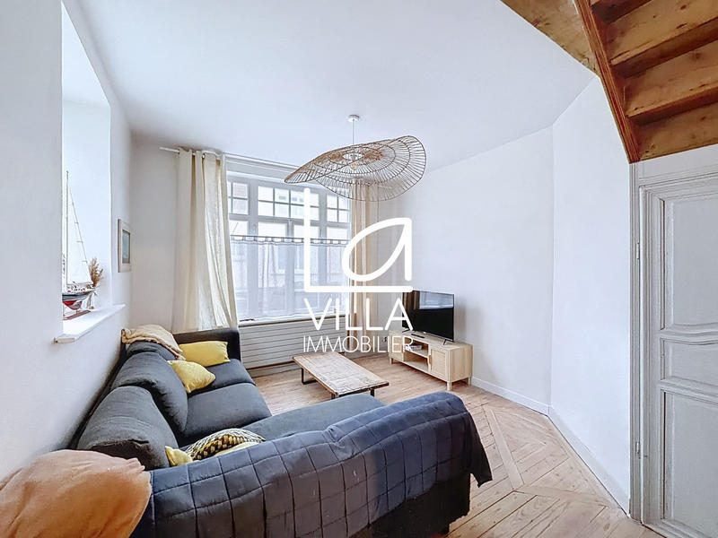 Maison traditionnelle - 75 m² - 4 pièces