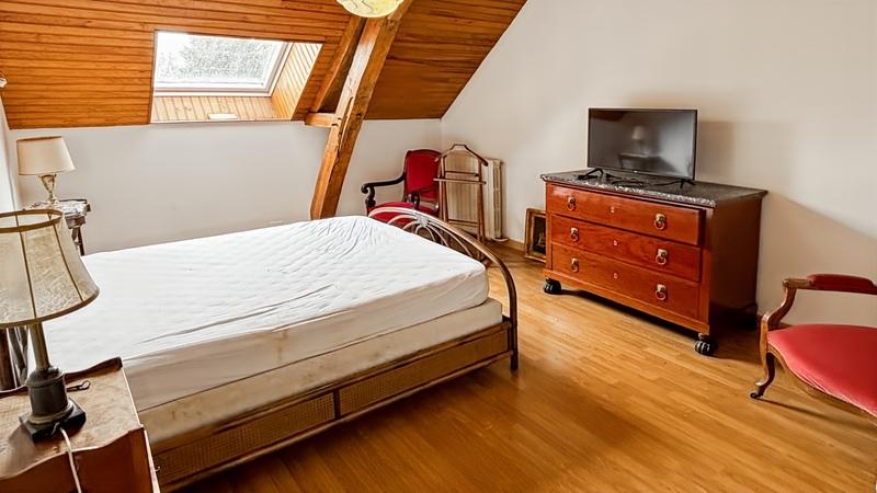 Maison - 158 m² - 8 pièces