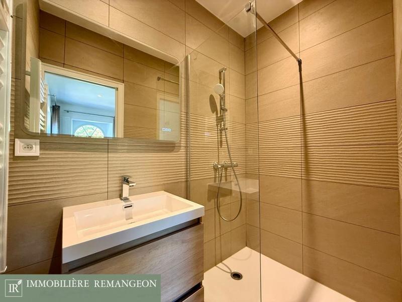 Maison de maîtres - 290 m² - 12 pièces