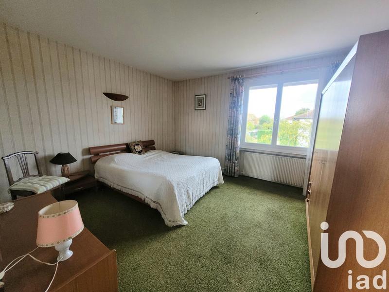 Maison - 190 m² - 8 pièces