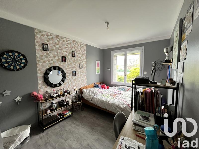 Maison - 99 m² - 6 pièces