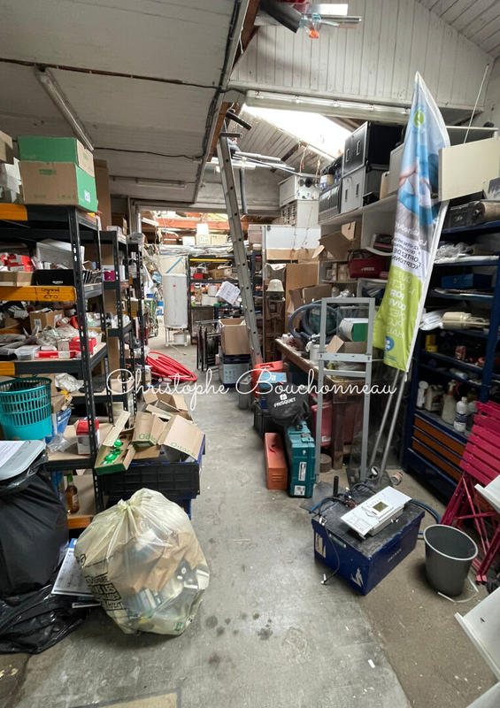 Immeuble - 85 m² - 3 pièces