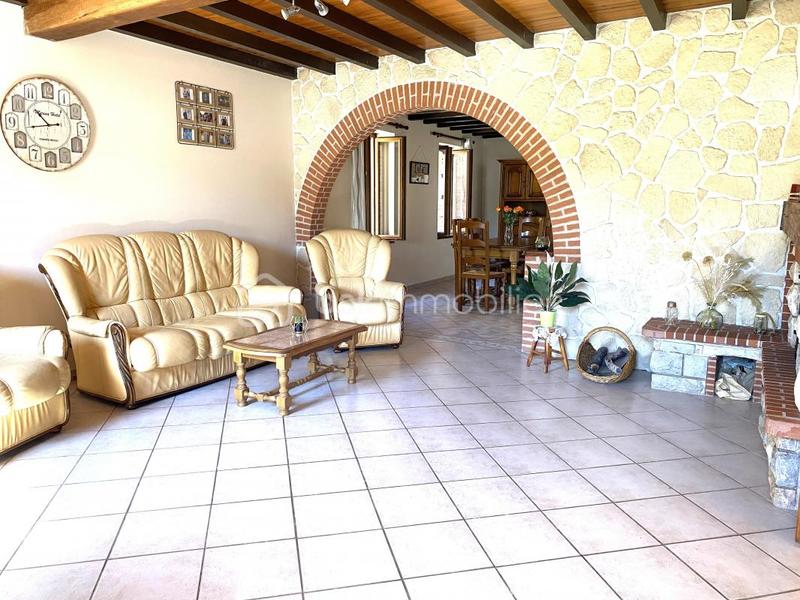 Maison traditionnelle - 160 m² - 5 pièces