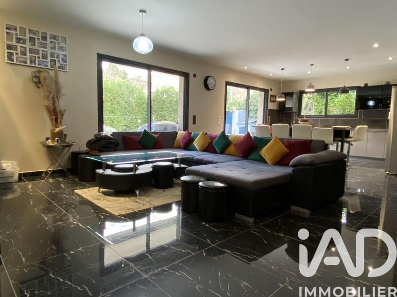 Maison - 160 m² - 7 pièces