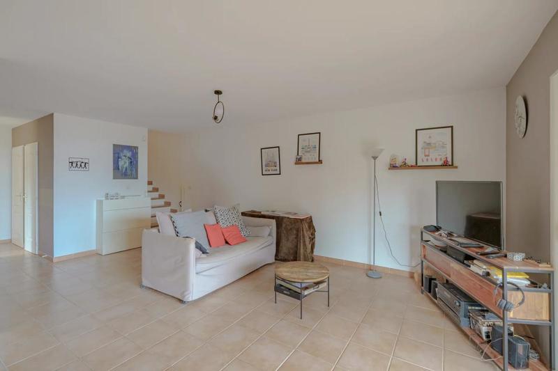 Appartement - 98 m² - 4 pièces