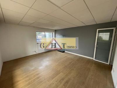 Bureau - 270 m²