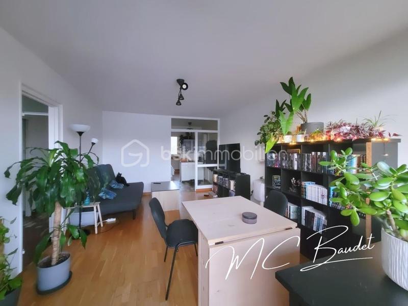 Appartement - 64 m² - 3 pièces